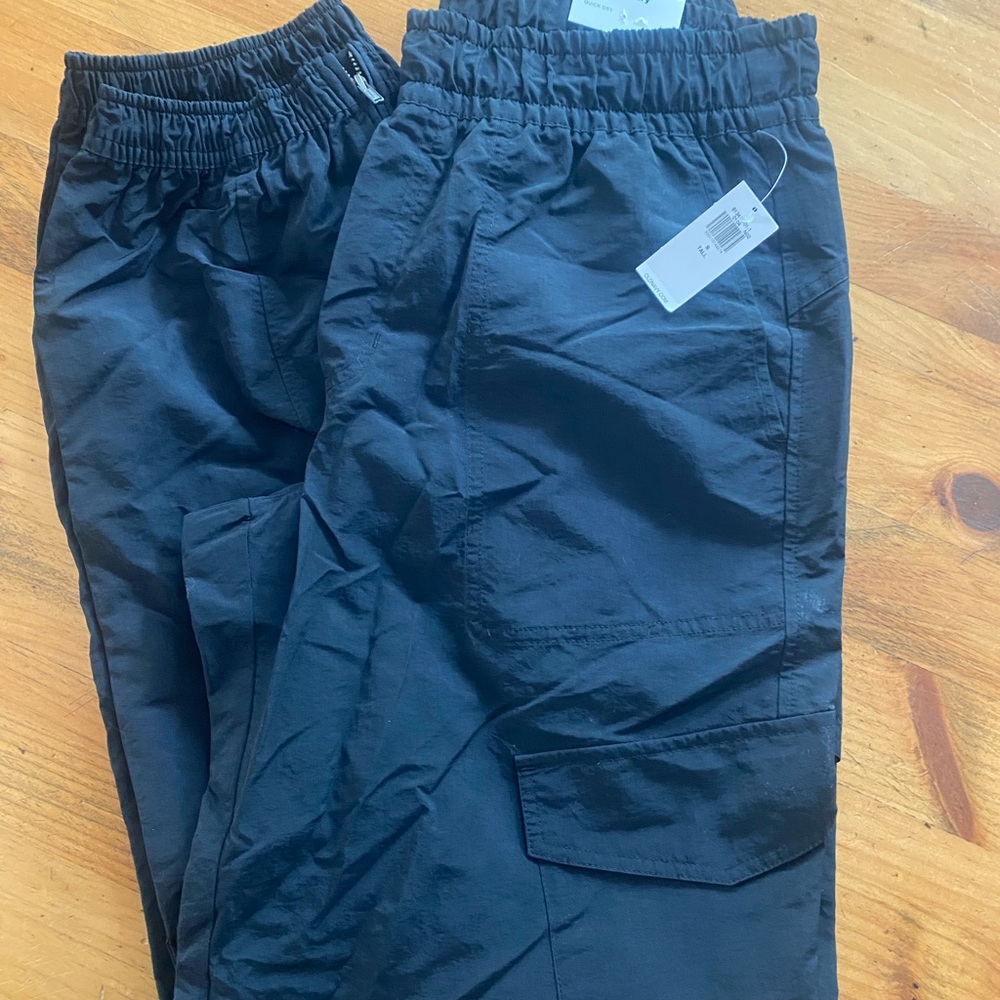 Women’s size small tall Black Elastic Waist Pants new with tags
